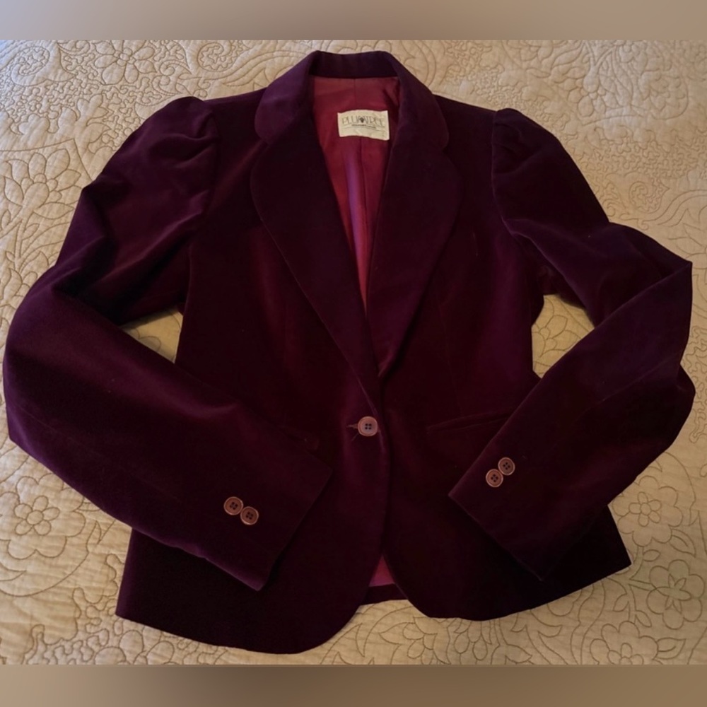 🧥BLAZERS & JACKETS!🧥  Lots of styles, colors, and sizes.  Come take a look! - Picture 5 of 14